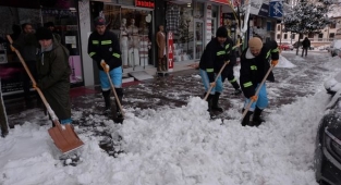  HENDEK'TE BEYAZ TEYAKKUZ BÜTÜN SOKAKLAR AÇILIYOR