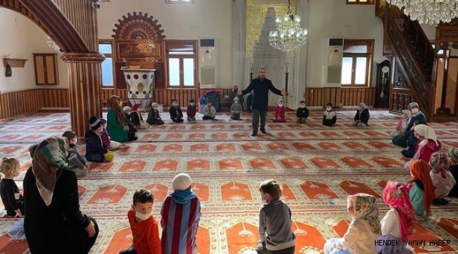 Hendek'te Çocuklara Namazgah Hediye Edildi
