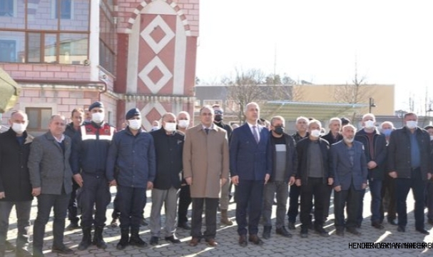 HENDEK YEŞİLYURT'A DEV TÜRK BAYRAĞI
