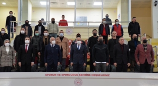 HEYECAN DOLU ANLAMLI TURNUVA SONA ERDİ 