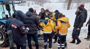 Hendek Dikmen Mahallesinde Kar Keyfi Hastanede Bitti 