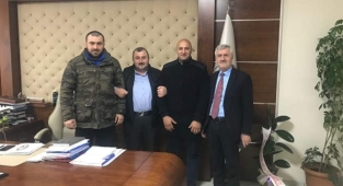 Hendek'li Başpehlivanlar Kavakçı ve Aykırı'dan Başkan Kefli'ye ziyaret