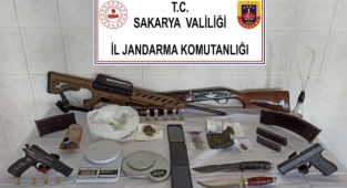 Hendek'te Jandarmadan uyuşturucu operasyonu