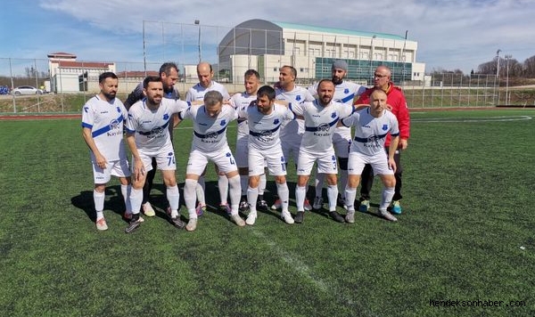 Hendek Veteranlar Karabük Veteranları Rahat Geçti 