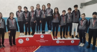 HENDEKLİ 23 SPORCU KARATEDE SAKARYA'YI TEMSİL EDECEKLER