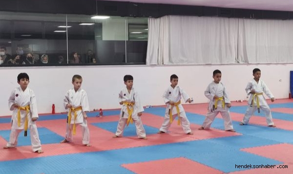 Hendekli Minik sporcular terfi etti