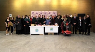 DÜNYA KADINLAR GÜNÜNDE HOŞGÖRÜ ETKİNLİĞİ