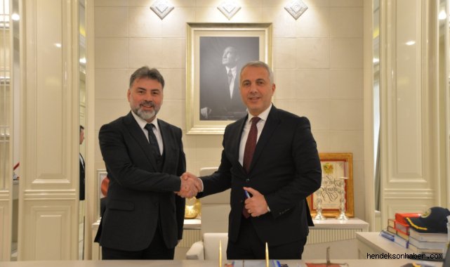 HENDEK BELEDİYESİ TOPLU İŞ SÖZLEŞMESİNDE İMZALAR ATILDI