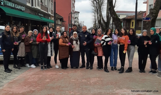 Hendek Emniyeti 8 Mart Dünya Kadınlar Gününü Unutmadı