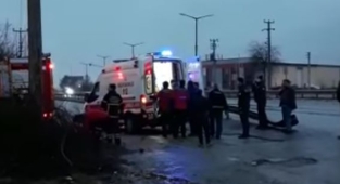 Hendek'te 4 Katlı Binada Çıkan Yangın Korkuttu