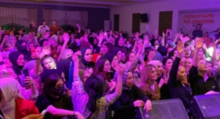 HENDEK ULUDERE TESİSLERİNDE EBRU POLAT RÜZGARI