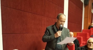 Hendek Yeni Mahalle Muhtarı İskefiyeli Kağıt Toplayıcılarına Çözüm Bulun?