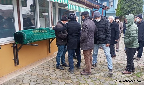 Hendekli Esnaf Hacı Mehmet Uzun Dualarla Defnedildi 