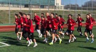 Hendekspor Kahta 02 Spor Karşılaşmasına kar engeli