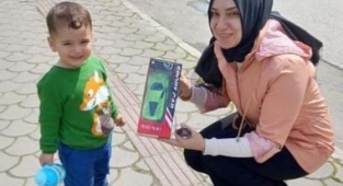 Başkan Seher Namlı Dündar 23 Nisan Çocuk Bayramında Minik Yürekleri sevindirdi 