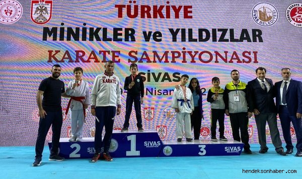 Hendek Belediyesi Karate kulübü sporcusu Turnuvada Altın Madalya Kazandı