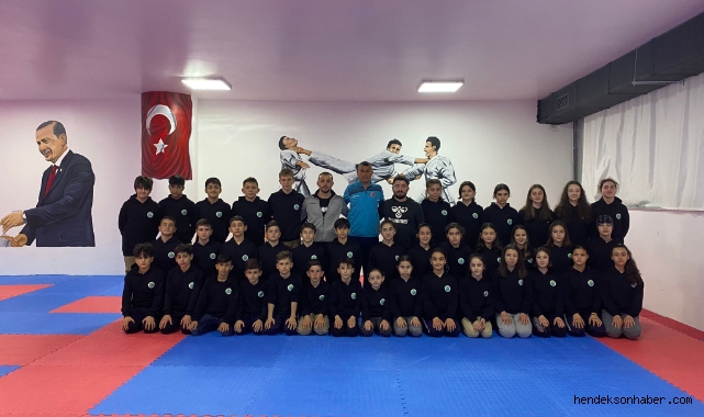  HENDEK'Lİ MİNİK YILDIZLAR TÜRKİYE ŞAMPİYONASINDA 