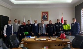 Hendek’te Polis Haftası Kutlamaları Başladı 