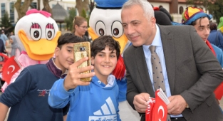 Hendekli Çocuklar Oyun Parklarında Bayram Yaptı 