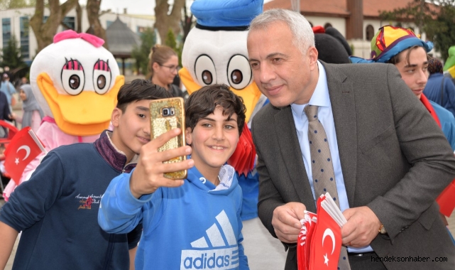 Hendekli Çocuklar Oyun Parklarında Bayram Yaptı 