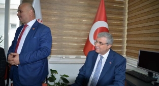 Hendekli Muhtarlar Başkan Yüce'den Sözü Kaptı