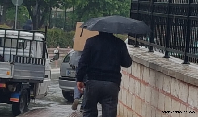 Meteoroloji'den yeni uyarı! Pazar Günü Başlayacak Yağmur Günlerce Sürecek 