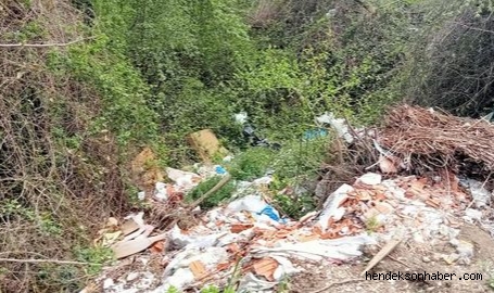 Yazıklar Olsun Yeşil Alanı Çöplüğe Çevirdiler