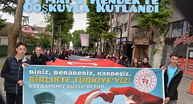 19 MAYIS HENDEK´TE BÜYÜK COŞKUYLA KUTLANDI
