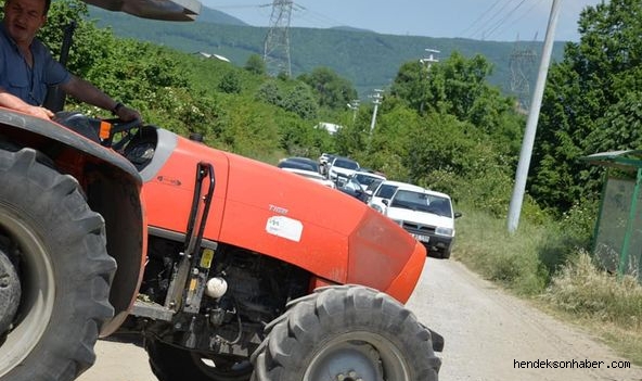 Aşağı Hüseyinşeyh-Kalayık Köyü Mahalle Sakinlerinin Yol Tepkisi