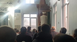 Hendek'te Bayramı Sabahı camiler doldu taştı