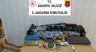 Hendek'te Jandarmadan uyuşturucu operasyonu: 1 gözaltı