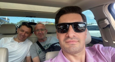 Başkan Baykal İle Öz Selfie