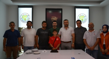 Hendek'in Gururu Milli Sporcu Barış Soylu'ya Jest