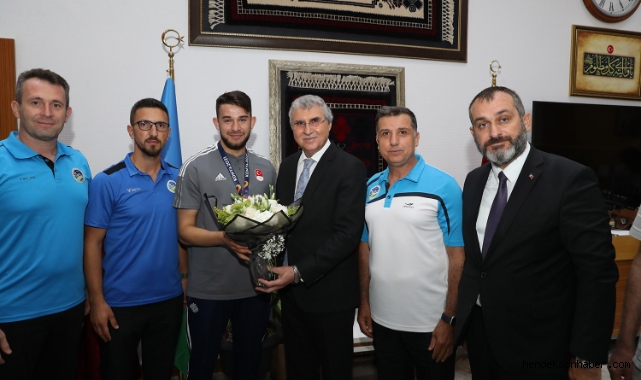 Başkan Ekrem Yüce “Sporun ve sporcunun gelişmesi için her zaman çalışacağız”