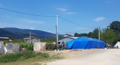 Hendek'te Mevsimlik Fındık İşçilerinin Zorlu Yaşam Mücadelesi