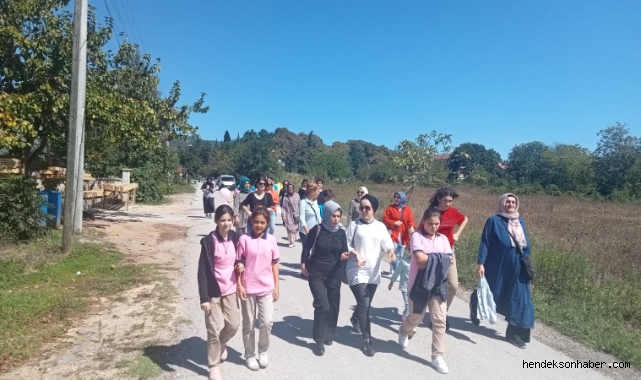 EĞİTİM SEVDALISI O HOCA GÖREVİNİN BAŞINDA