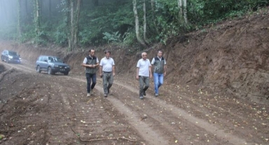 Polat Hendek'te Yeni Yol Çalışmalarını İnceledi