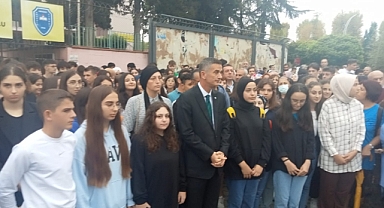 Vekil Dikbayır Anadolu Lisesini Neden Yıkıyorsunuz?