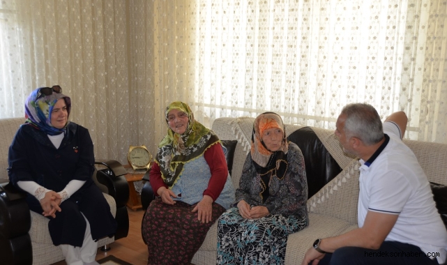 Başkan Babaoğlu “Dünya Yaşlılar Günü” dolayısıyla Yenimahalle ve Çağlayan’da ev ziyaretleri yaptı