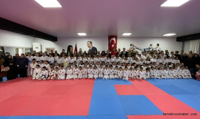 HENDEK BELEDİYESİ KARATE TAKIMI SPORCULARI TERFİ ETTİ