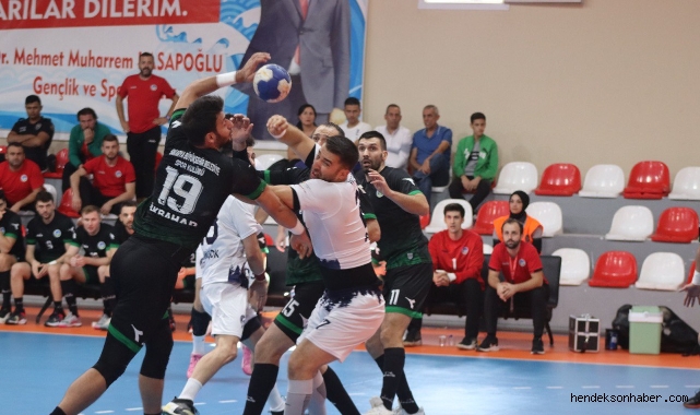 Sakarya Büyükşehir hentbol ilk yenilgisini aldı