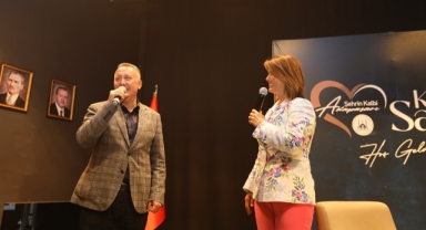 Açelya Akkoyun Sevenleri ile Buluştu