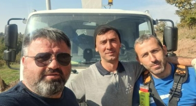 Biri Bu Muhtarı Durdursun