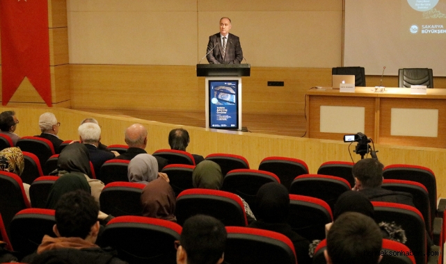 Çağın çağrısına iz bırakan’ âlimler bu panelde konuşuldu