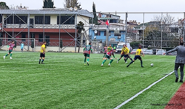 Dereköyspor İkinci Yarı Yıkıldı