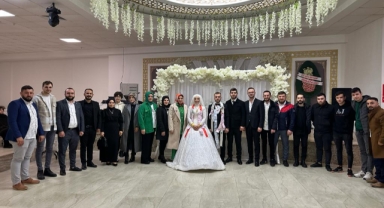 Ensar Ve Safiye Dillere Destan Düğünle Mutluluğa Evet Dediler