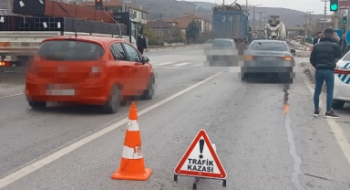 Hendek Girişinde Maddi Hasarlı Kaza