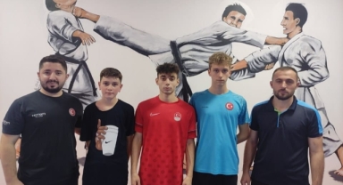 Hendekli Genç Karatecilerin İtalya’da Hedefi Zirve