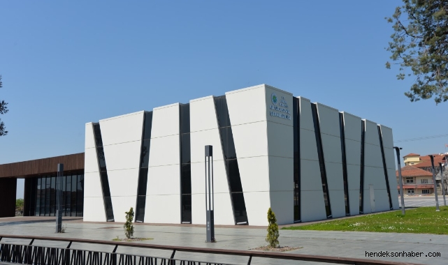 HENDEKLİ SANATSEVERLERE SAGÜSAD DAVETİ