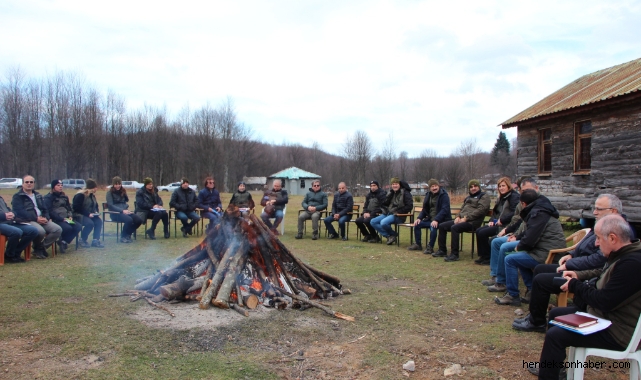 Ormancılık Faaliyetleri Değerlendirme Toplantısı Hendek Gölyayla'da Yapıldı